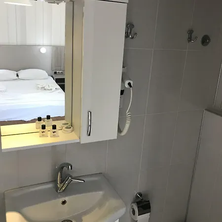 Marine Отель *
