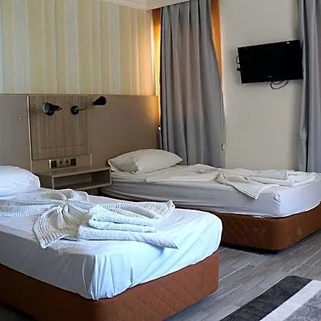 Marine Hotel