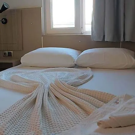 Hotel Marine *