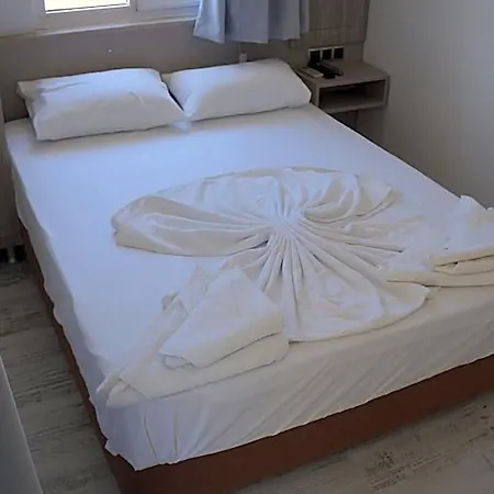 Marine Hotel